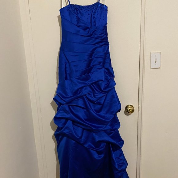 LAST CHANCE - Davids Bridal Horizon Bridesmaid Dress altered 2 - Picture 3 of 8